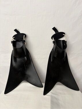 Force Fin Pro Black Swim Fins Size M/L Unisex Excellent (F284)
